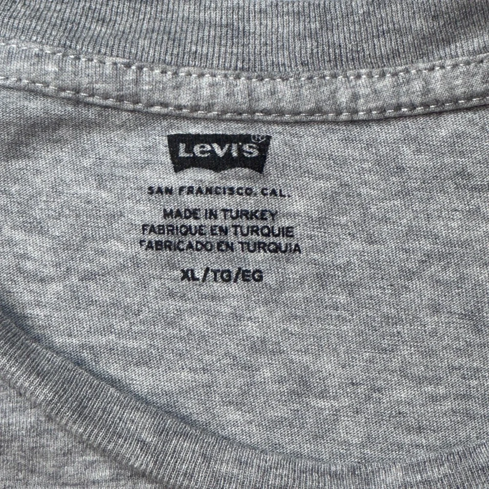 Levi's T-Shirt Mens XL Grey Graphic Batwing Logo Short Sleeve Cotton 17783-0138